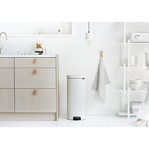 Poubelle à Pedale Newlcon 30L – blanc
